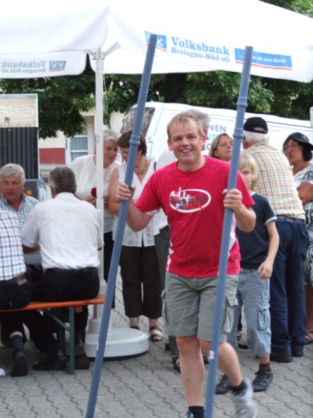 ich geh an Stöcken.JPG